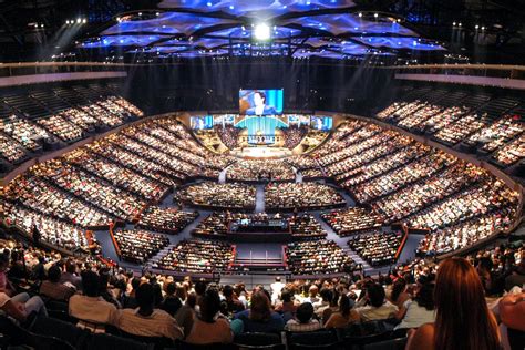 World Megachurches .